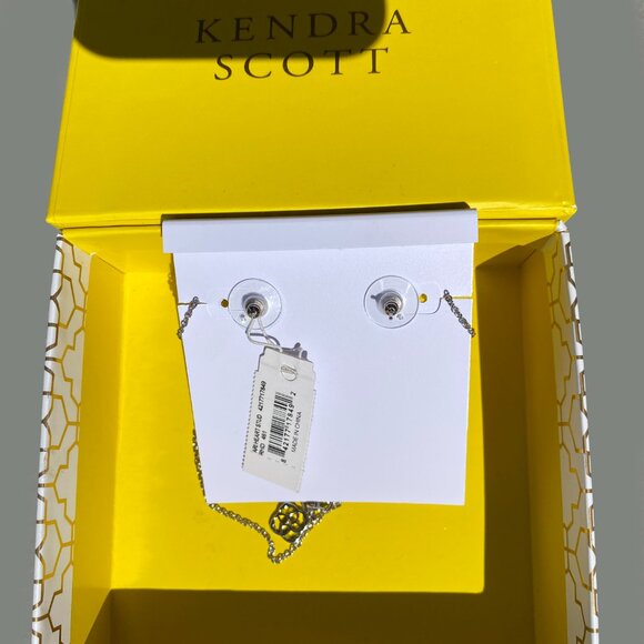 Kendra Scott *NEW Ari Heart Kyocera Opal Ocean Blue Silver SET Necklace Earrings - Picture 3 of 7